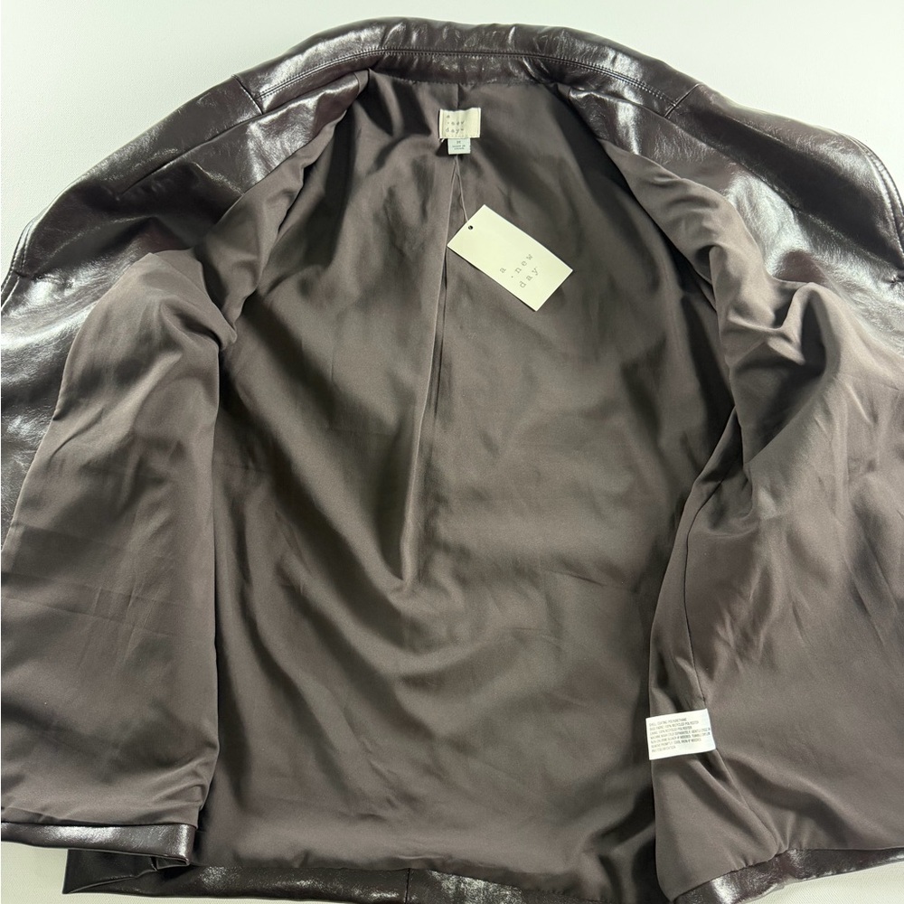 A New Day Women'’s Faux Leather Jacket Front Button Full Lining Brown M - Picture 7 of 11